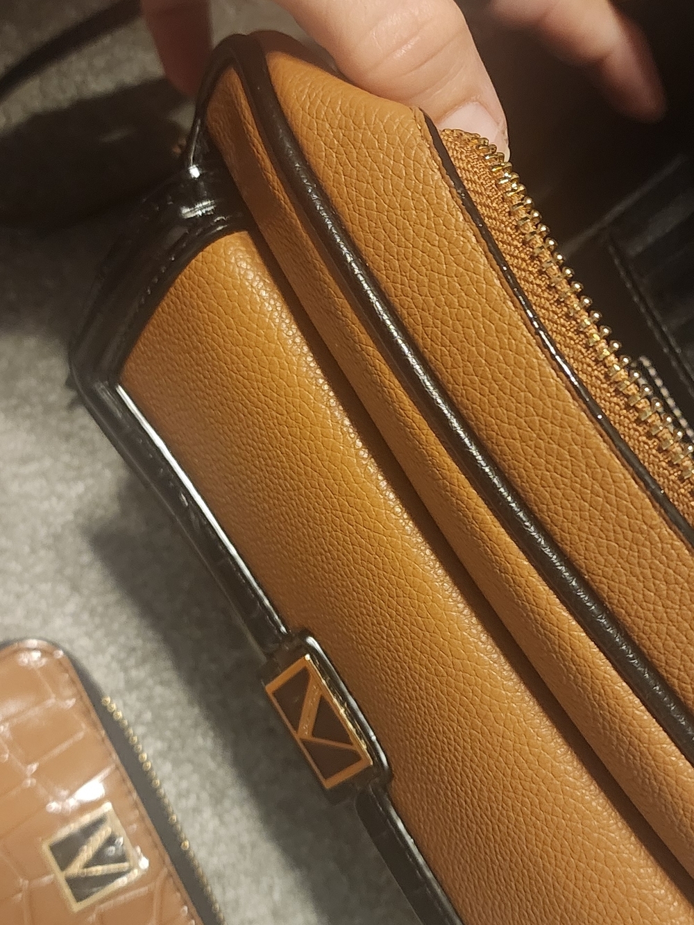 Victoria's Secret Black and Tan Croc-Embossed Crossbody with Matching Wallet - Picture 6 of 6